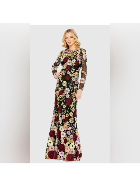 Mac Duggal Dresses & Skirts - Mac Duggal Black Long Sleeve Floral Embroidered Maxi Dress